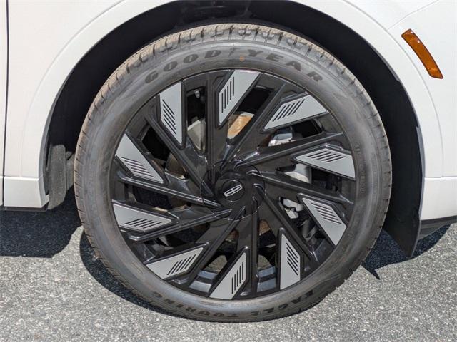 new 2025 Lincoln Nautilus car, priced at $80,815