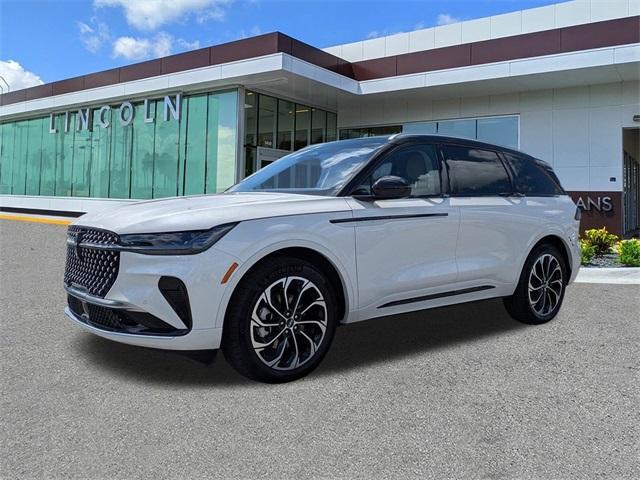 new 2025 Lincoln Nautilus car, priced at $63,824