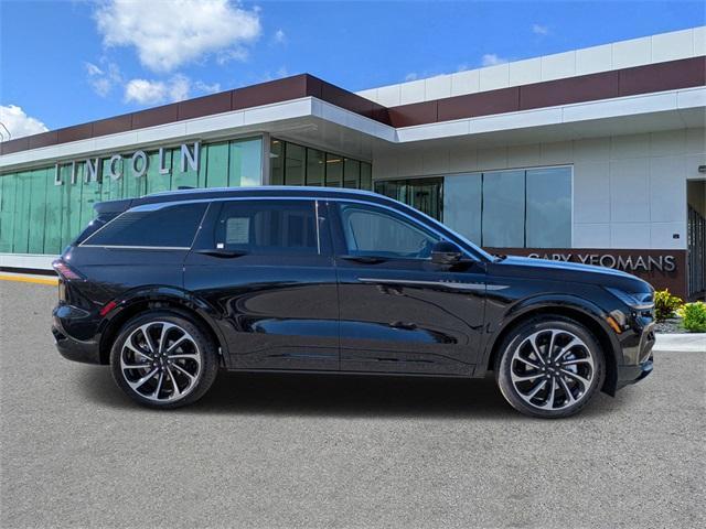 new 2025 Lincoln Nautilus car, priced at $77,065