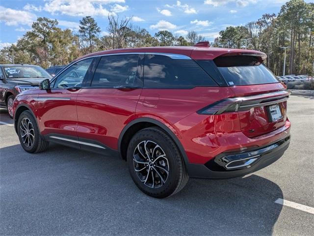 new 2025 Lincoln Nautilus car, priced at $54,629