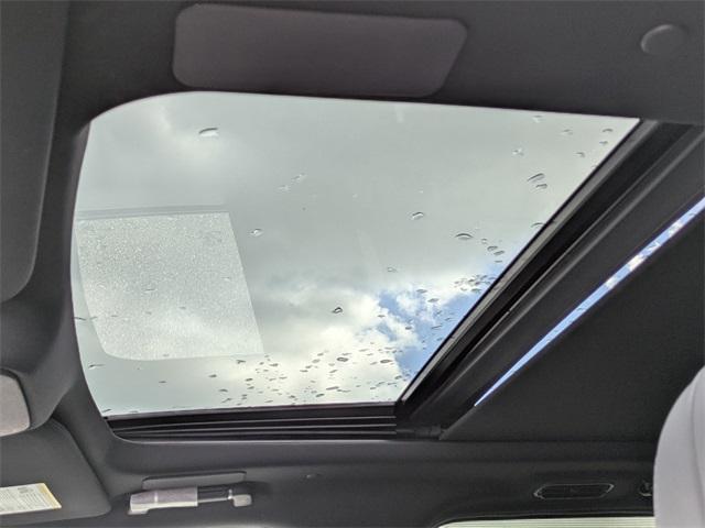 new 2025 Lincoln Navigator car, priced at $100,510