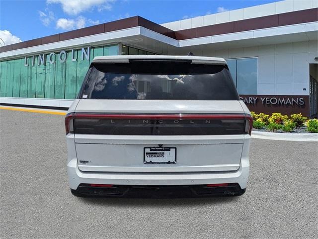 new 2025 Lincoln Navigator car, priced at $100,510