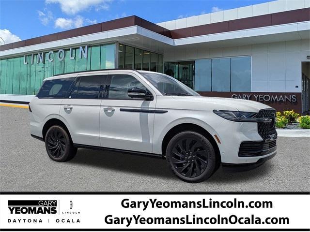 new 2025 Lincoln Navigator car, priced at $100,510