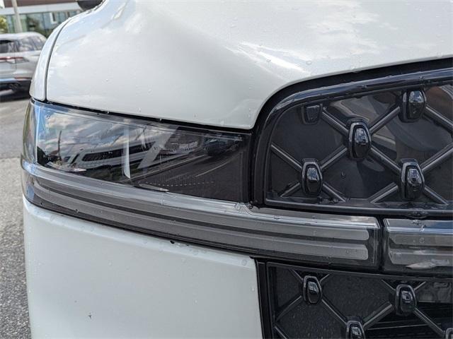 new 2025 Lincoln Navigator car, priced at $100,510