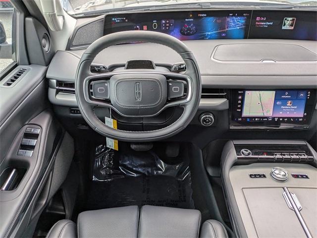 new 2025 Lincoln Navigator L car, priced at $101,285