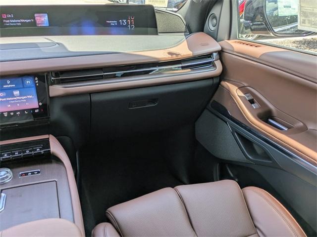 new 2025 Lincoln Navigator L car, priced at $101,501
