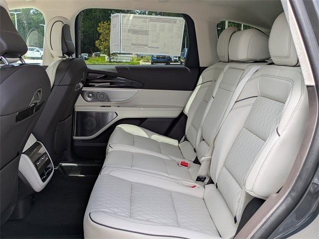 new 2025 Lincoln Nautilus car, priced at $72,002