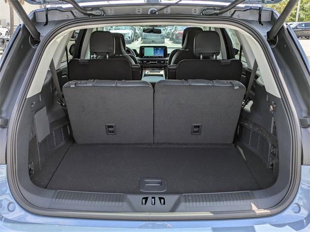 new 2025 Lincoln Aviator car, priced at $68,118