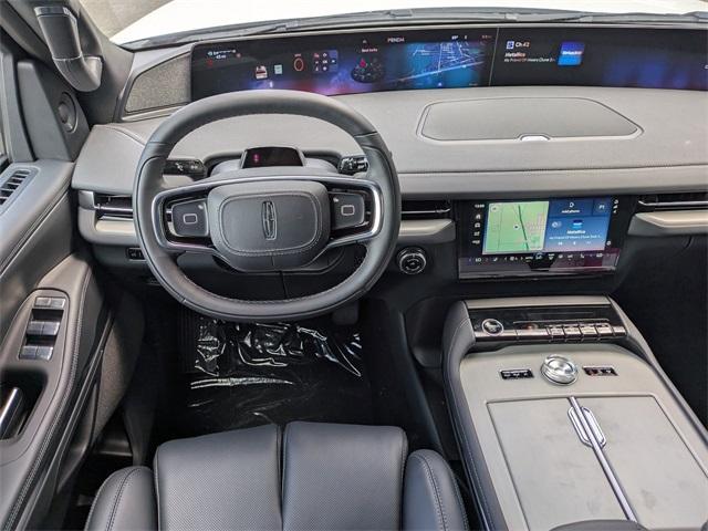 new 2025 Lincoln Navigator car, priced at $104,926