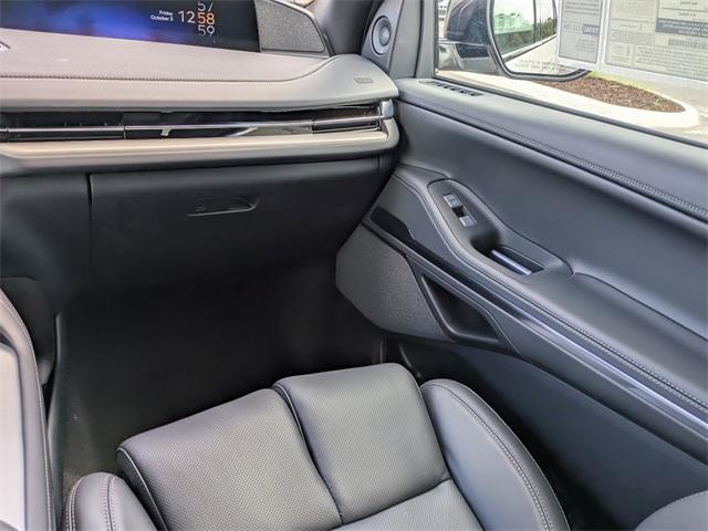 new 2025 Lincoln Navigator car, priced at $104,926