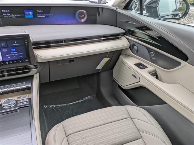 new 2025 Lincoln Nautilus car, priced at $57,032