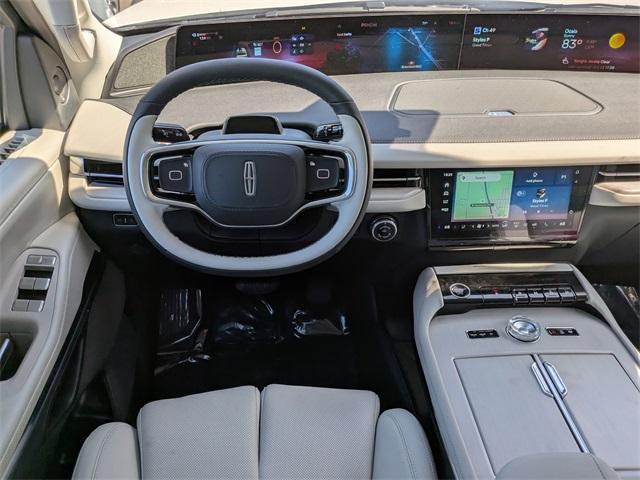 new 2025 Lincoln Navigator car, priced at $98,120