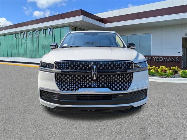new 2025 Lincoln Navigator car, priced at $98,120