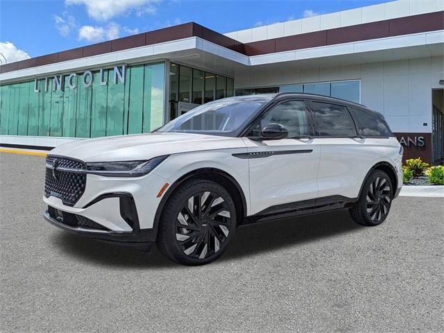 new 2025 Lincoln Nautilus car, priced at $65,784