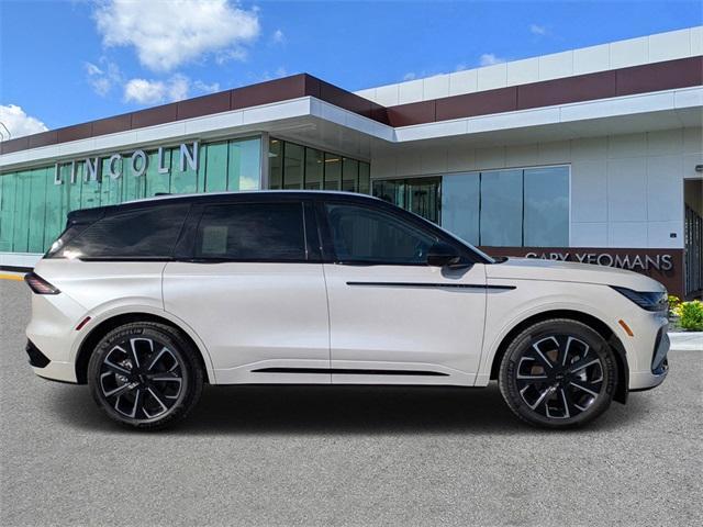 new 2025 Lincoln Nautilus car, priced at $61,293