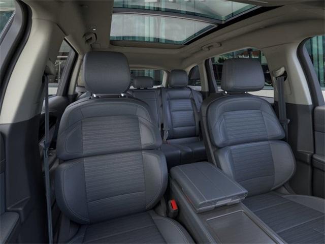 new 2025 Lincoln Nautilus car, priced at $62,573