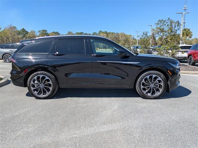 new 2025 Lincoln Nautilus car, priced at $65,010