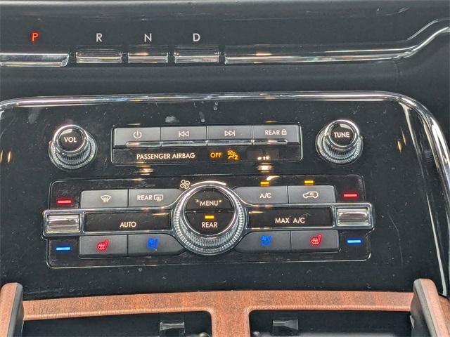 used 2022 Lincoln Navigator car, priced at $56,685