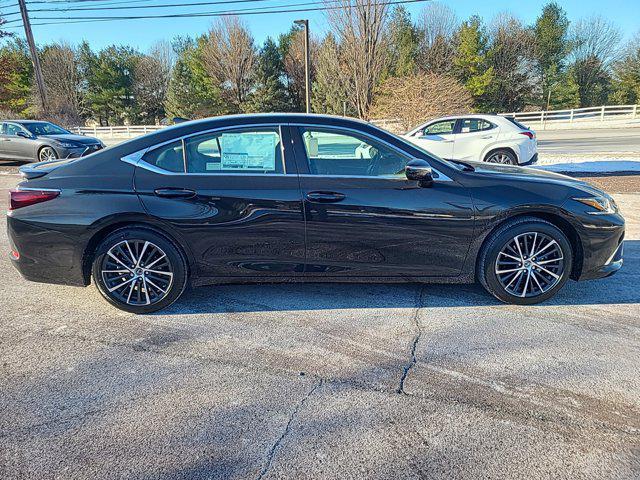 new 2025 Lexus ES 350 car, priced at $47,784