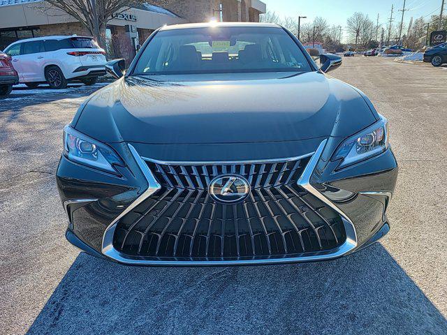 new 2025 Lexus ES 350 car, priced at $47,784