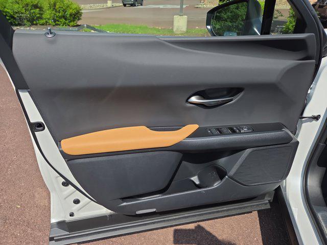 new 2025 Lexus UX 300h car, priced at $47,199