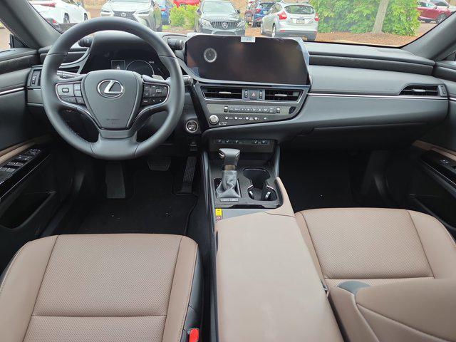 new 2025 Lexus ES 300h car, priced at $50,034