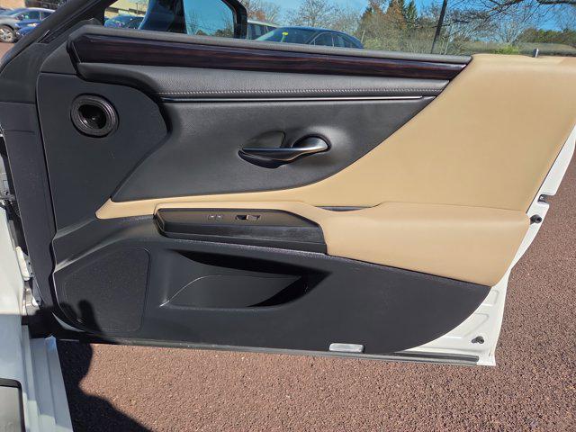 used 2021 Lexus ES 350 car, priced at $36,525