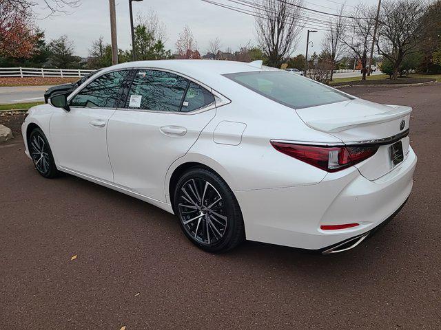 new 2025 Lexus ES 350 car, priced at $50,509