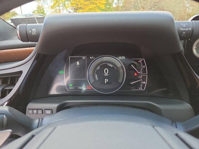 new 2025 Lexus ES 300h car, priced at $54,310
