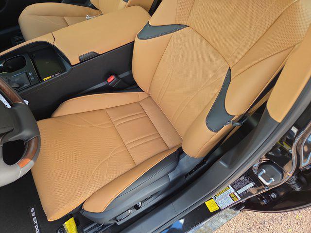 new 2025 Lexus ES 300h car, priced at $54,310