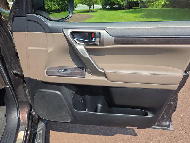 used 2020 Lexus GX 460 car, priced at $42,594