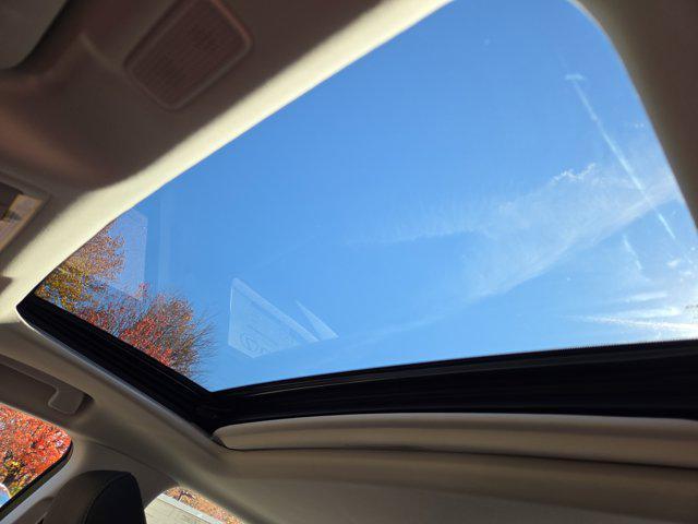 new 2025 Lexus ES 350 car, priced at $47,515