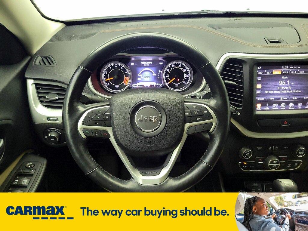 used 2015 Jeep Cherokee car, priced at $14,998
