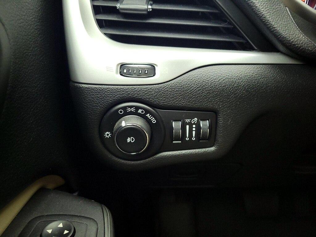 used 2015 Jeep Cherokee car, priced at $14,998