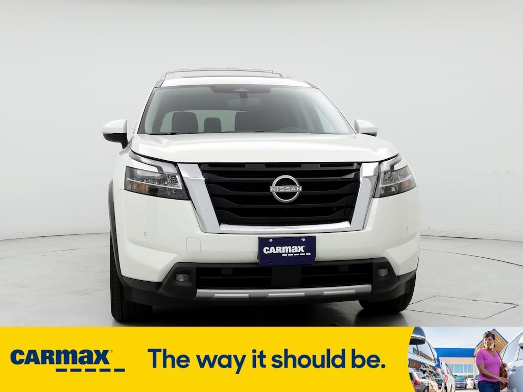 used 2022 Nissan Pathfinder car, priced at $31,998
