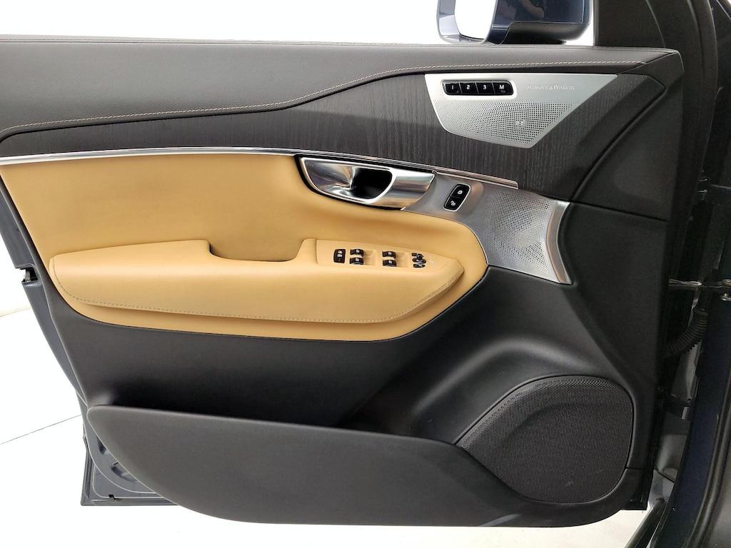 used 2022 Volvo XC90 Recharge Plug-In Hybrid car, priced at $42,998
