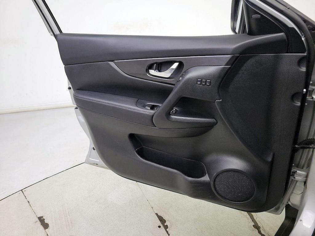 used 2020 Nissan Rogue car, priced at $20,998