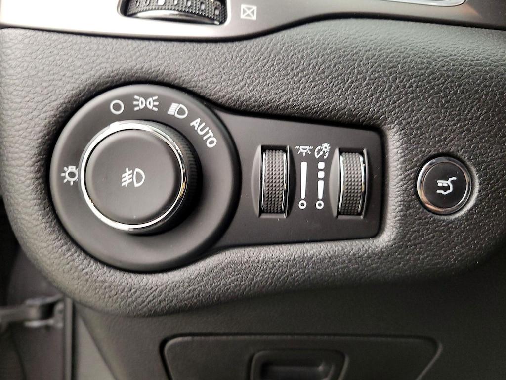 used 2019 Jeep Cherokee car, priced at $19,998