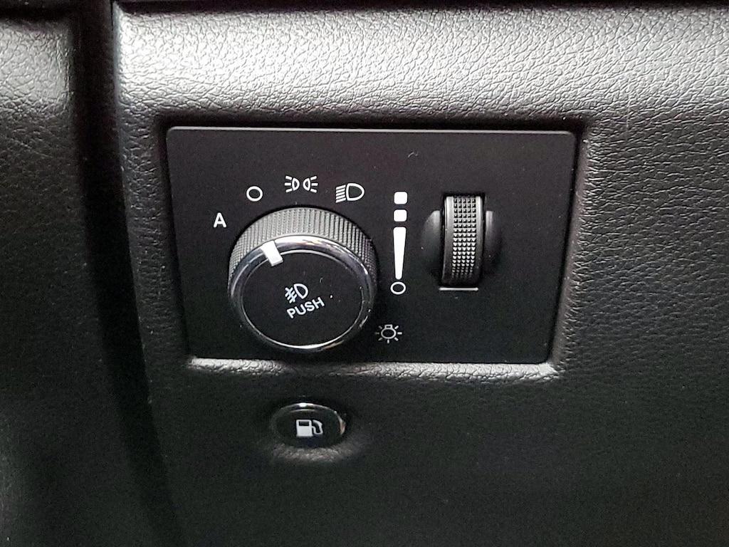 used 2020 Jeep Grand Cherokee car, priced at $27,998