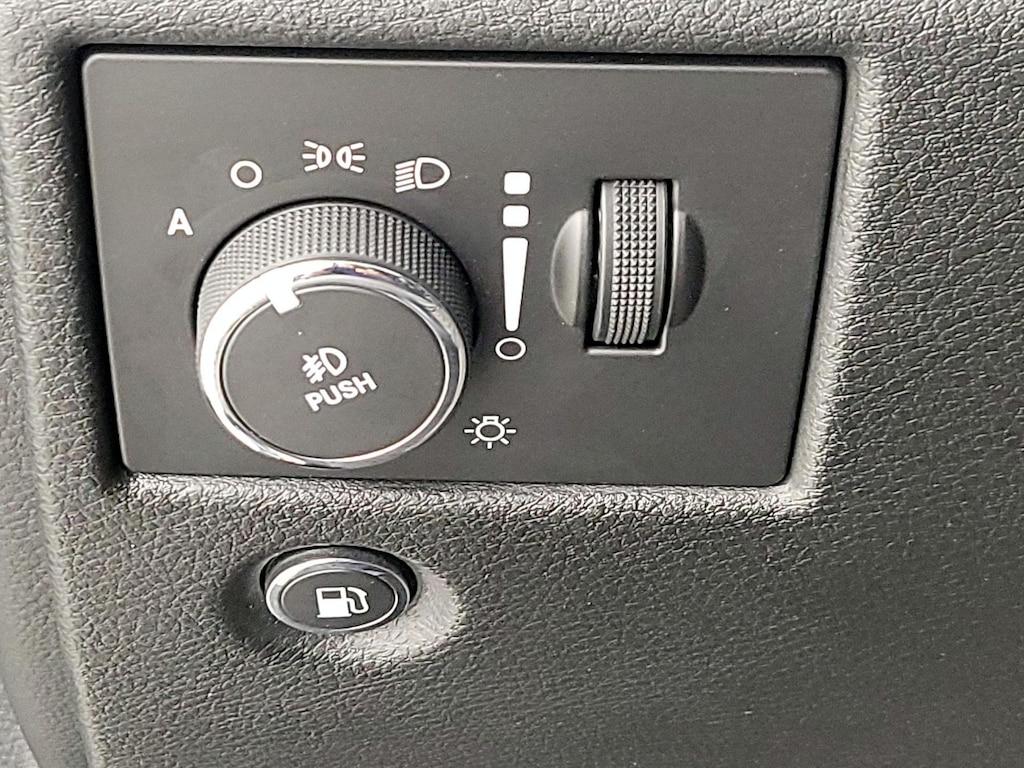 used 2017 Jeep Grand Cherokee car, priced at $23,998