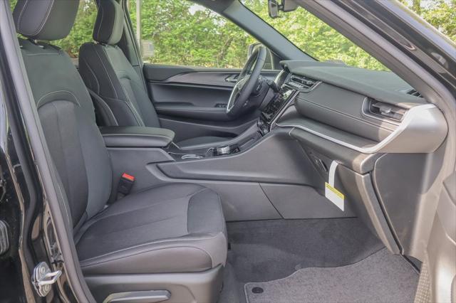 new 2025 Jeep Grand Cherokee L car, priced at $42,467