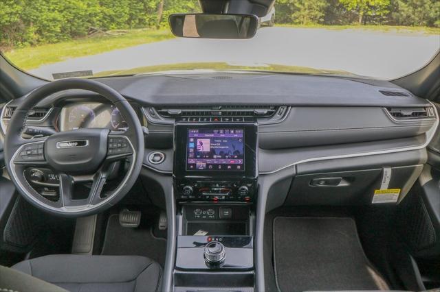 new 2025 Jeep Grand Cherokee L car, priced at $42,467