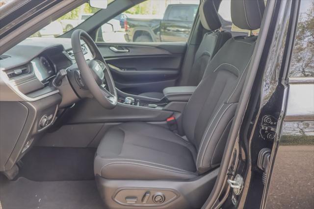 new 2025 Jeep Grand Cherokee L car, priced at $42,467