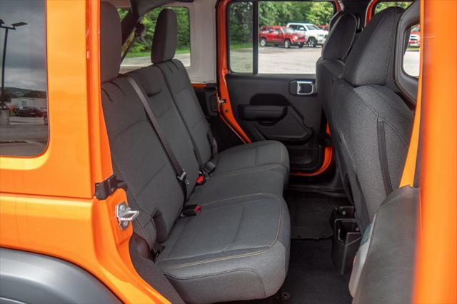 new 2025 Jeep Wrangler car, priced at $48,637