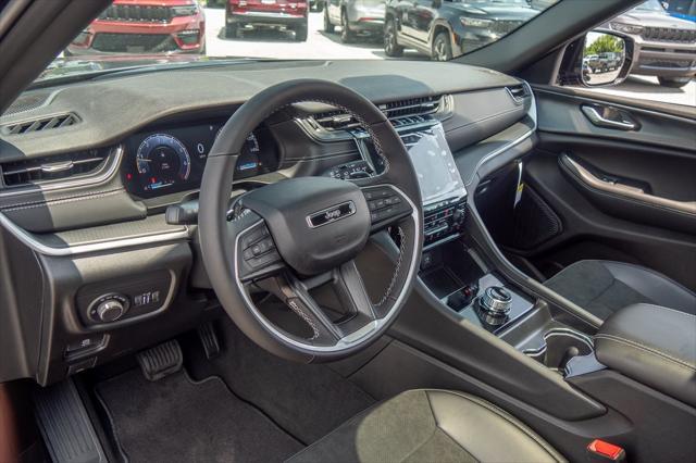 new 2025 Jeep Grand Cherokee L car, priced at $43,275