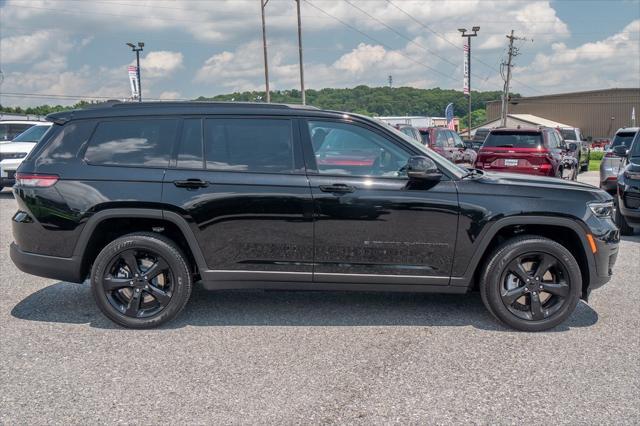 new 2025 Jeep Grand Cherokee L car, priced at $43,275