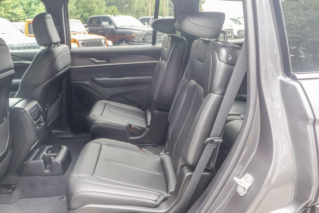 new 2025 Jeep Grand Cherokee L car, priced at $47,968