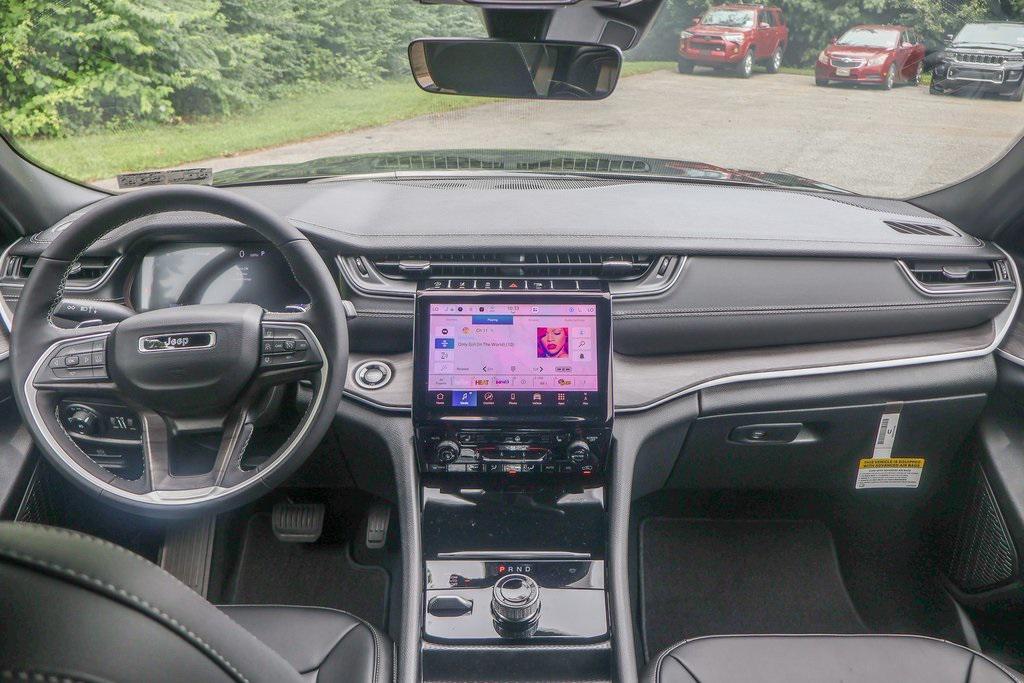 new 2025 Jeep Grand Cherokee L car, priced at $47,968