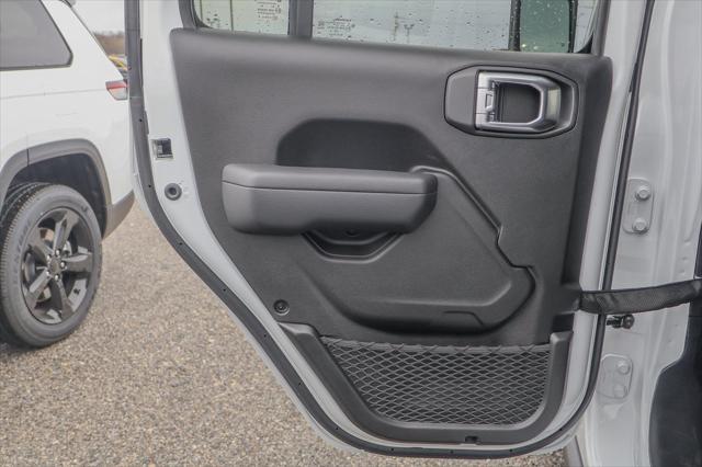 new 2025 Jeep Wrangler car, priced at $55,499