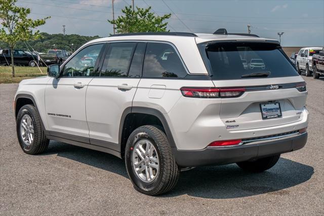 new 2024 Jeep Grand Cherokee car, priced at $33,745